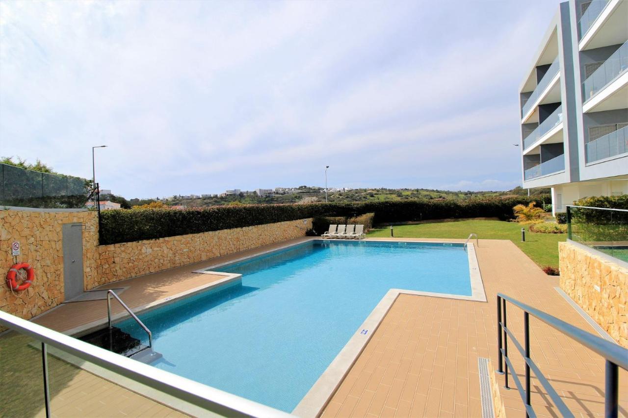 Prestige With Pool By Homing Albufeira
